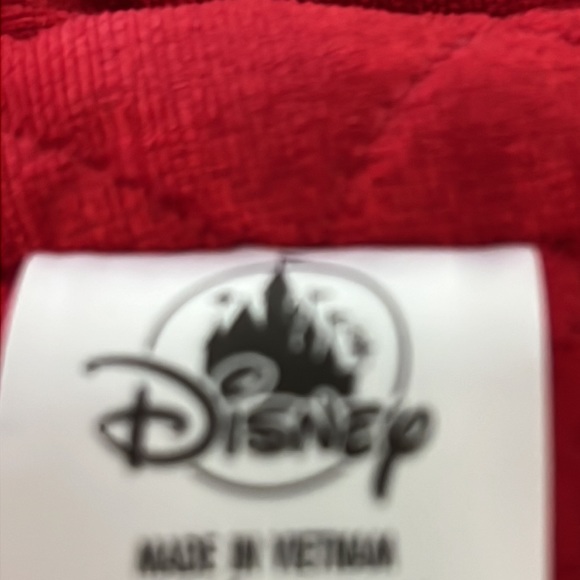 Snow ❄️ Whites plush 85th anniversary apple 🍎 opens to show a 2 sided plush - Picture 6 of 10